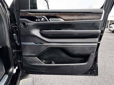 2024 Jeep Grand Wagoneer L BASE