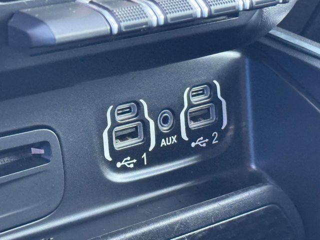 2019 RAM 1500 Big Horn/Lone Star Crew Cab 4x4 6'4" Box