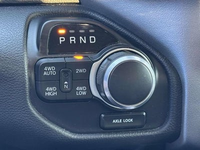 2019 RAM 1500 Big Horn/Lone Star Crew Cab 4x4 6'4" Box