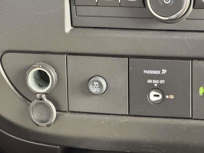 2025 Chevrolet Express Passenger 1LT