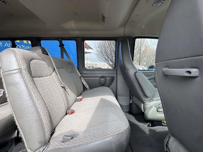 2025 Chevrolet Express Passenger 1LT