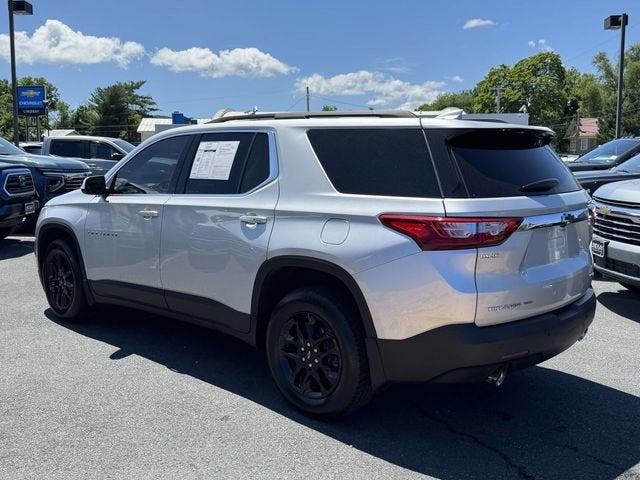 2021 Chevrolet Traverse LT Cloth
