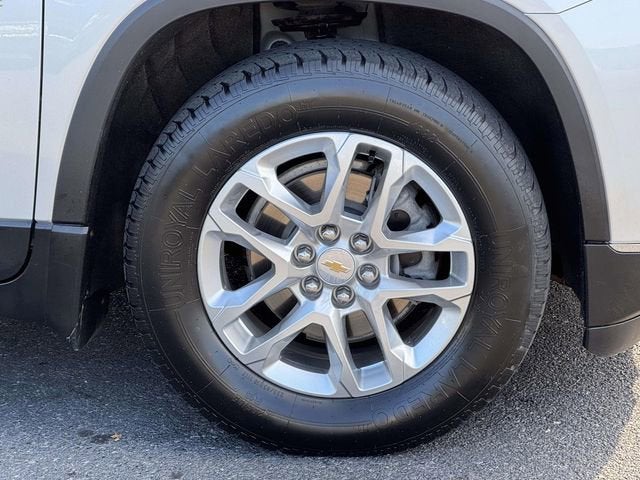 2021 Chevrolet Traverse LT Cloth