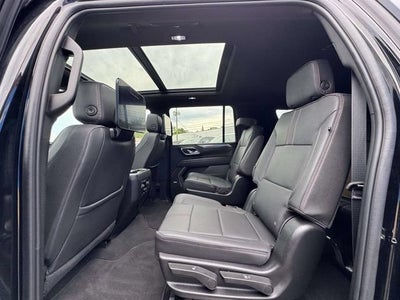 2024 Chevrolet Suburban RST