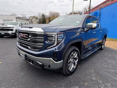 2022 GMC Sierra 1500 SLT