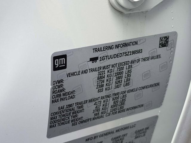 2025 GMC Sierra 1500 SLT