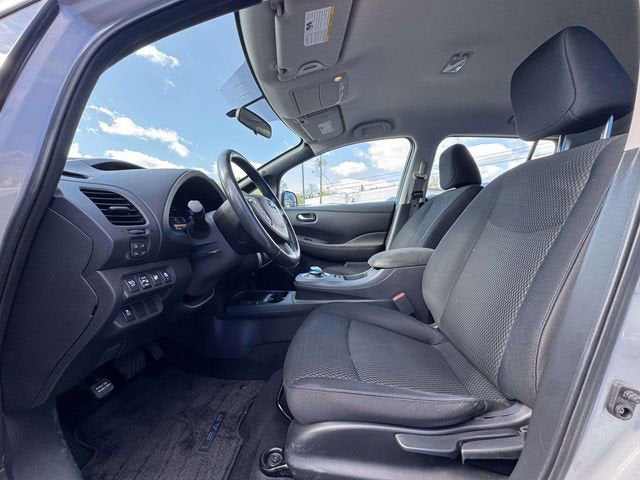 2013 Nissan LEAF S
