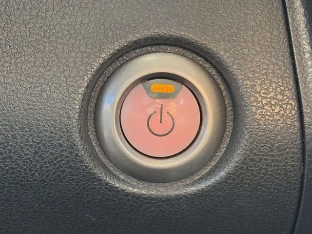 2013 Nissan LEAF S