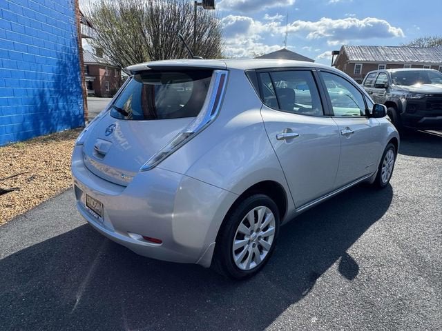 2013 Nissan LEAF S