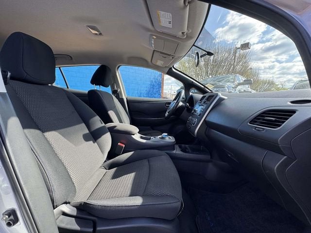 2013 Nissan LEAF S