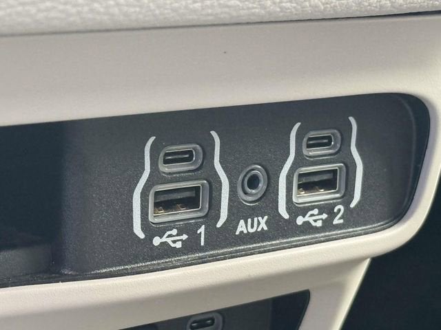 2022 Chrysler Pacifica Touring L AWD