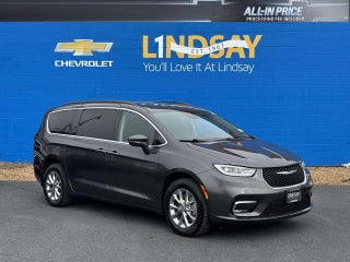 2022 Chrysler Pacifica Touring L AWD