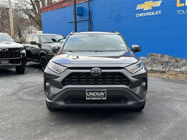 2020 Toyota RAV4 Hybrid XLE