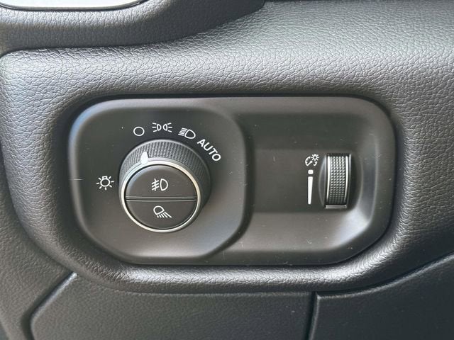 2021 RAM 2500 Big Horn Crew Cab 4x4 6'4" Box