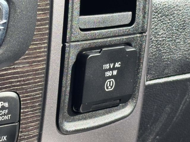 2018 RAM 2500 Limited Crew Cab 4x4 6'4" Box