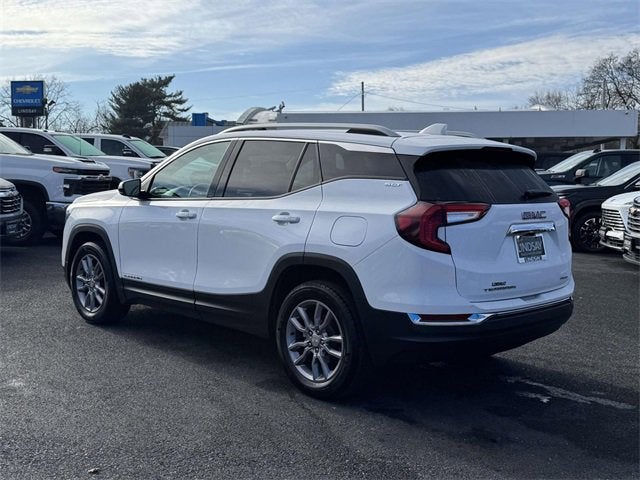 2024 GMC Terrain SLT