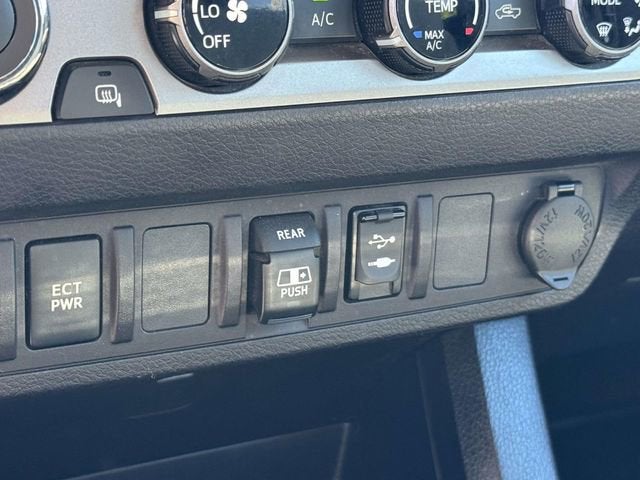 2018 Toyota Tacoma SR5 V6