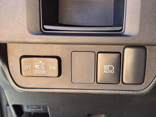 2018 Toyota Tacoma SR5 V6