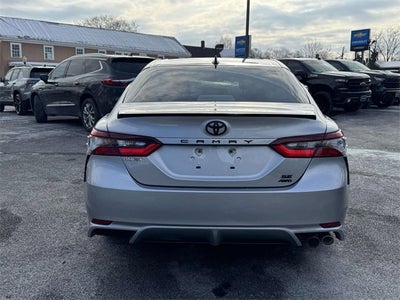 2022 Toyota Camry SE