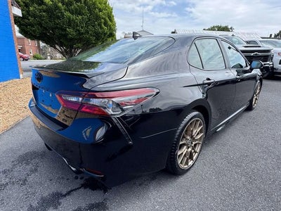 2024 Toyota Camry Hybrid SE