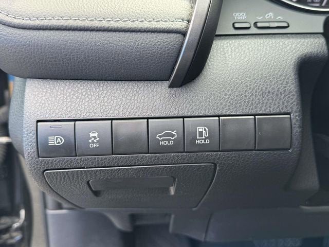 2024 Toyota Camry Hybrid SE