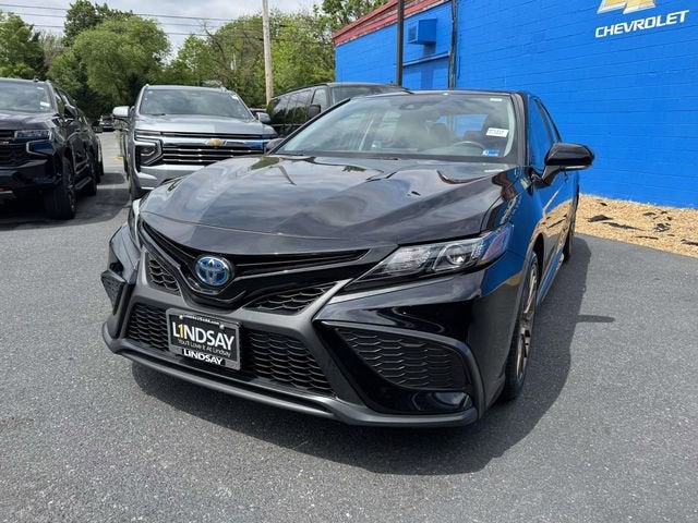 2024 Toyota Camry Hybrid SE