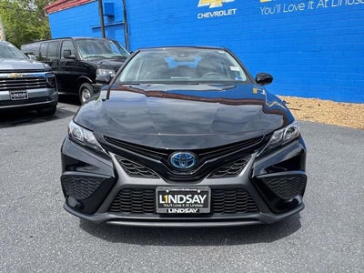 2024 Toyota Camry Hybrid SE