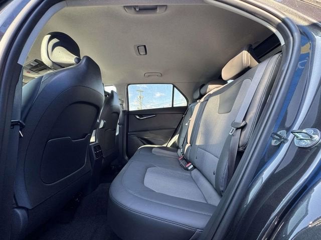 2023 Kia Niro EX