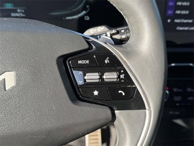 2023 Kia Niro SX Touring