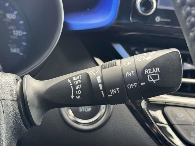 2022 Toyota C-HR XLE