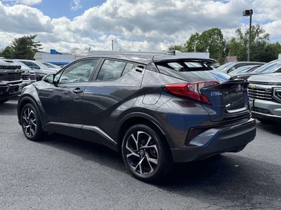 2022 Toyota C-HR XLE