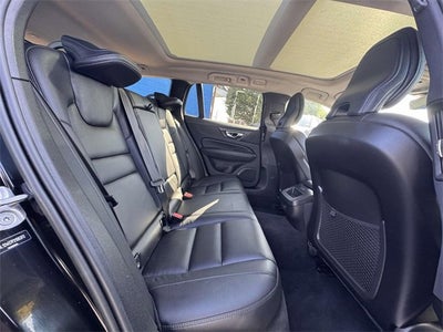 2023 Volvo V60 Cross Country Plus