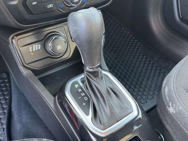 2022 Jeep Renegade Altitude 4x4